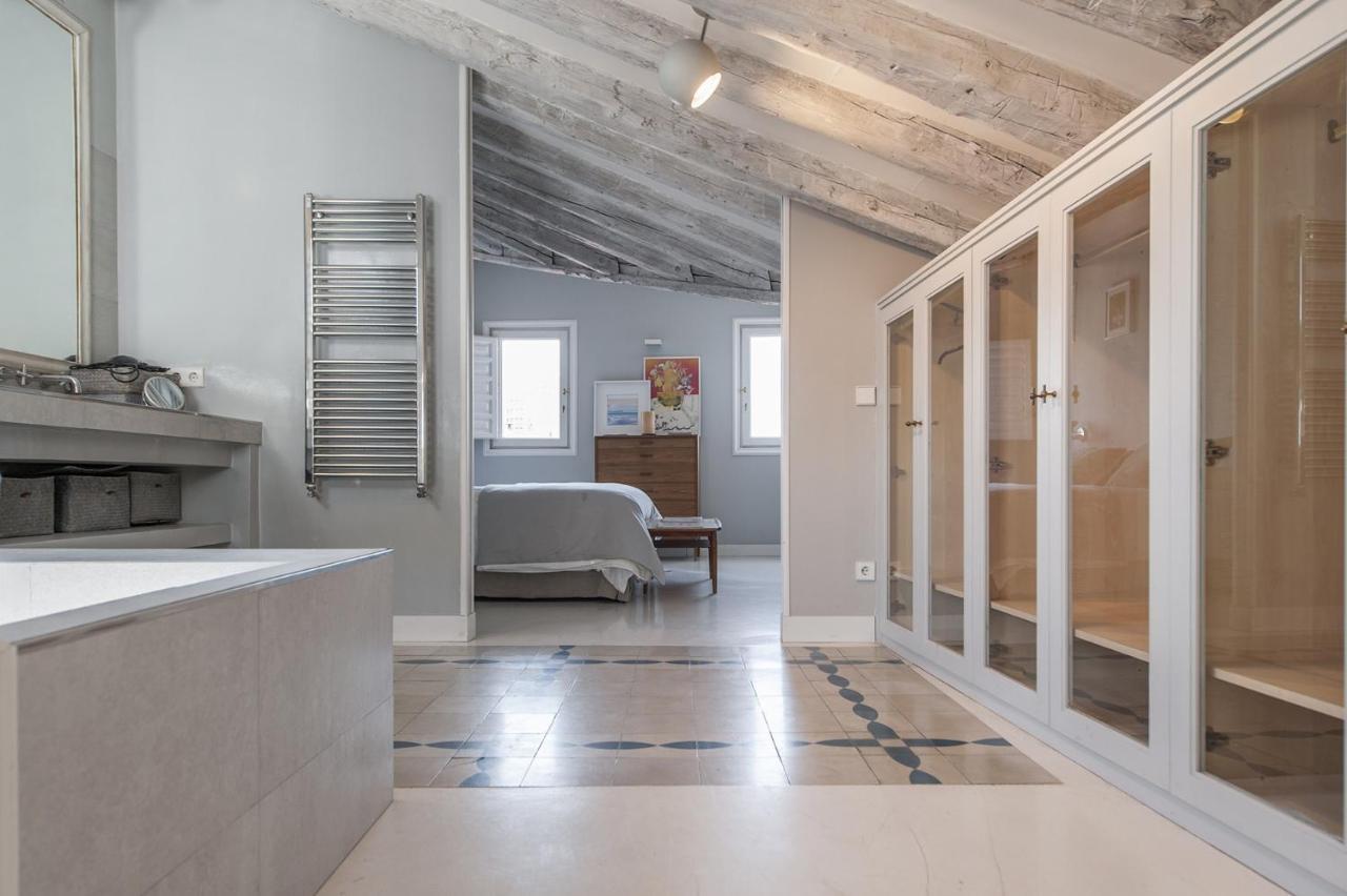 Bnbholder Refined Duplex Malasaña Madrid