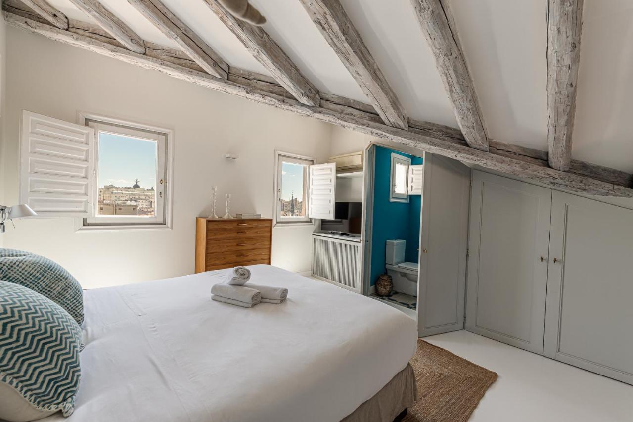 Bnbholder Refined Duplex Malasaña *